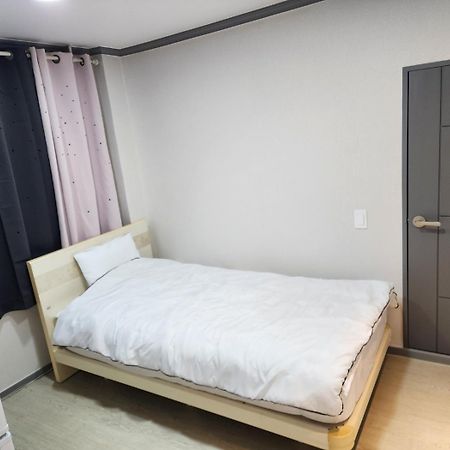 Ara Guesthouse Μπουσάν Εξωτερικό φωτογραφία