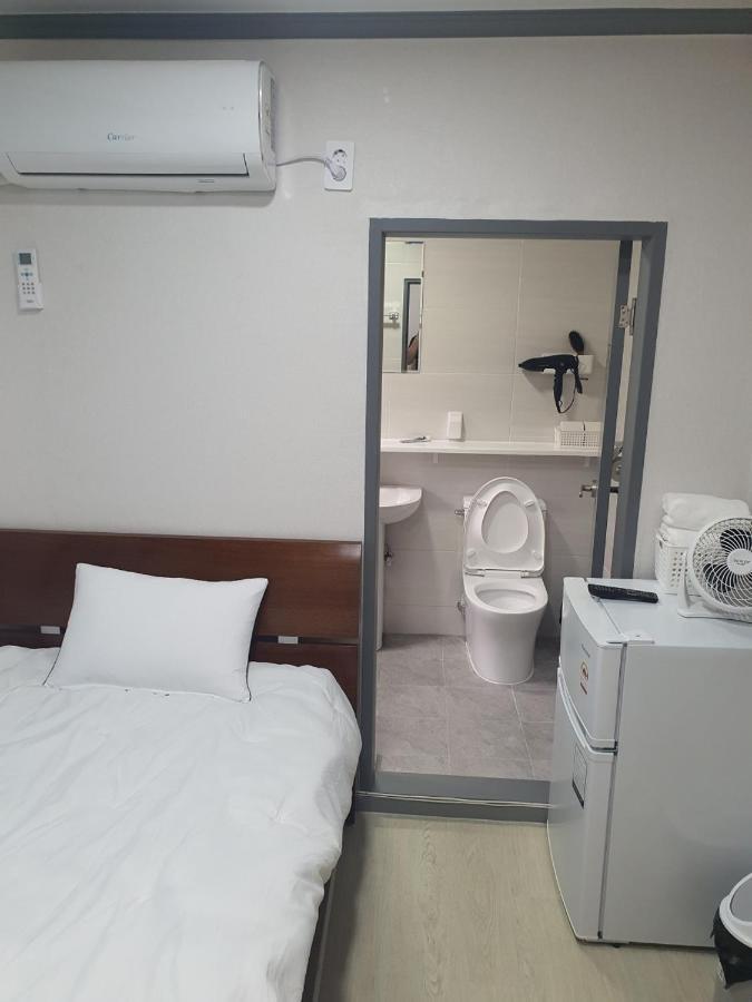 Ara Guesthouse Μπουσάν Εξωτερικό φωτογραφία