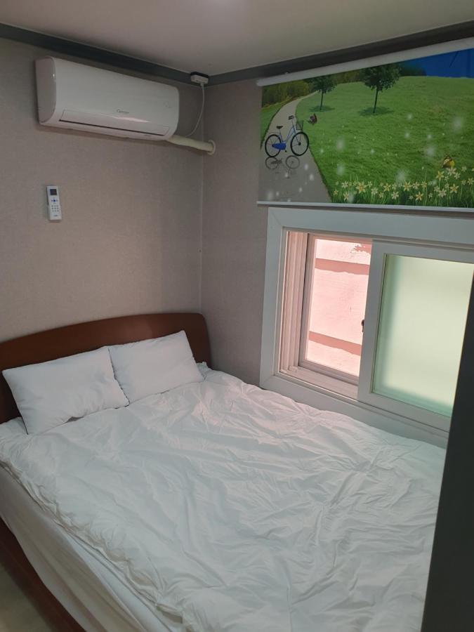 Ara Guesthouse Μπουσάν Εξωτερικό φωτογραφία